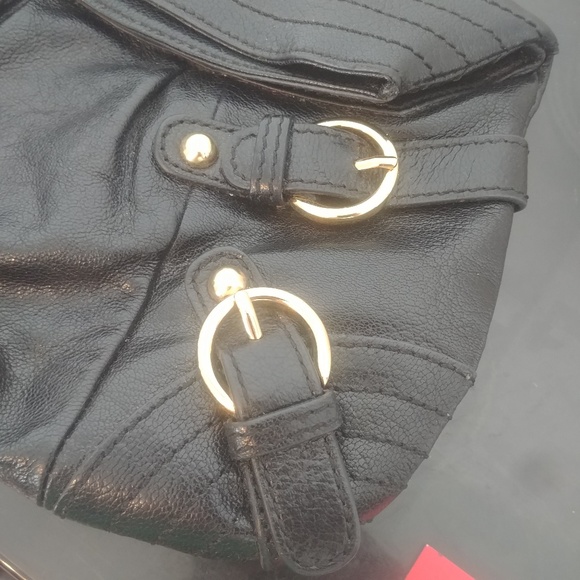 ✴️ NWOT Hype Leather Buckle Clutch Black/Gold - Picture 3 of 5